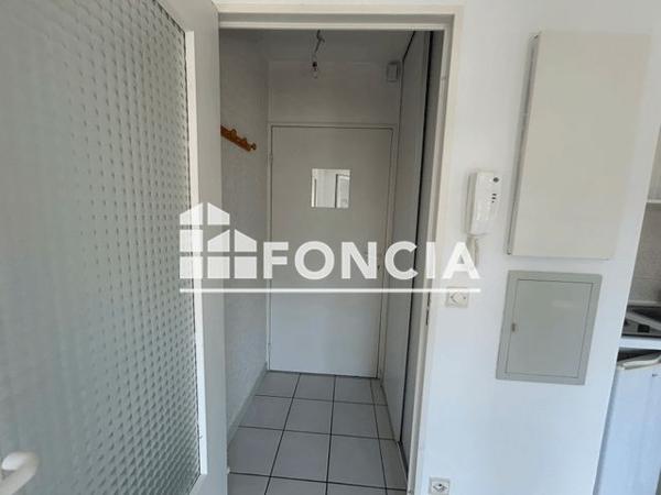 Location Appartement 2 pièces 25.8 m² - 39 BOULEVARD VICTOR HUGO Digne-les-bains 04000