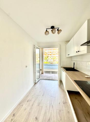 Fréjus plage/st raphaël- T2 de 48m2 rénové avec parking et cave à 5mn de la mer !