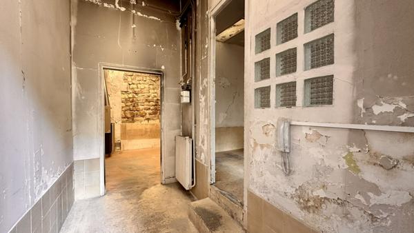 A VENDRE ATELIER / LOFT "COMME UNE MAISON" 116 M2 PARIS 10E CANAL SAINT MARTIN RUE RECHERCHÉE