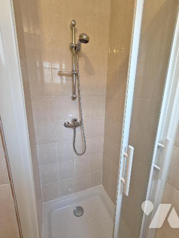 A VENDRE A REIMS - Quartier CERNAY - Appartement T1 au rdc sur et avec une cour de 24,72 m²