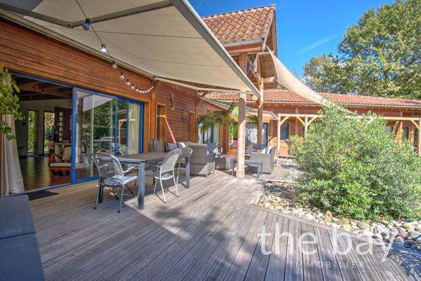 Biscarrosse (40600) Villa d'architecte de 240 m² à Biscarossse