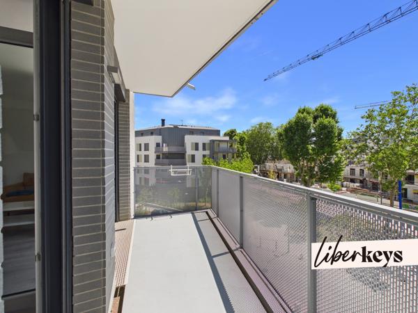 Résidence récente de standing – Magnifique 2 pièces avec balcon et box