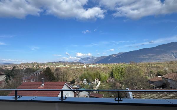 Appartement à louer    3 pièces •  Saint-Marcellin