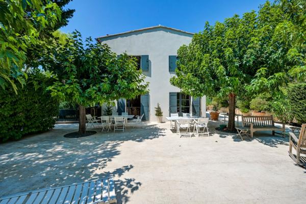 Vente Maison de luxe Aix-en-Provence 6 Pièces 275 m²