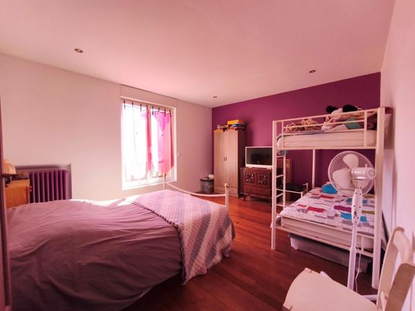 Maison à colombages 8 pièces 170 m² 5 chambres  jardin garage véranda LA CELLE DUNOISE (23) Creuse 3h30 Paris 30 min de la Gare