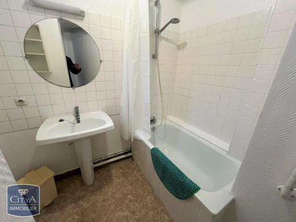 Appartement à louer 2 pièces 39.19m² Lille (59000)