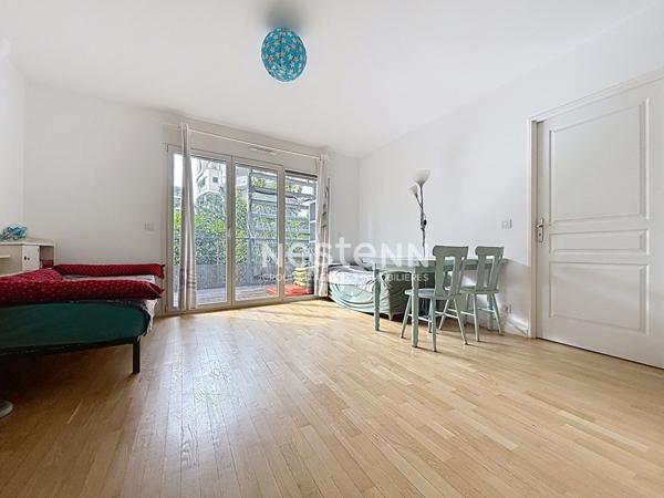 ISSY LES MOULINEAUX - QUARTIER FORT D'ISSY - Vente d'un appartement 2 pièces avec balcon