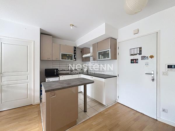 ISSY LES MOULINEAUX - QUARTIER FORT D'ISSY - Vente d'un appartement 2 pièces avec balcon