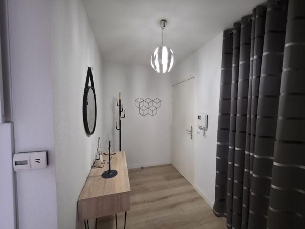 EXCLU LOCATION T2 54m2 + PARKING