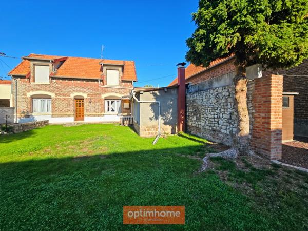 MAISON A RENOVER 98 m² GARAGE JARDIN GRANGE