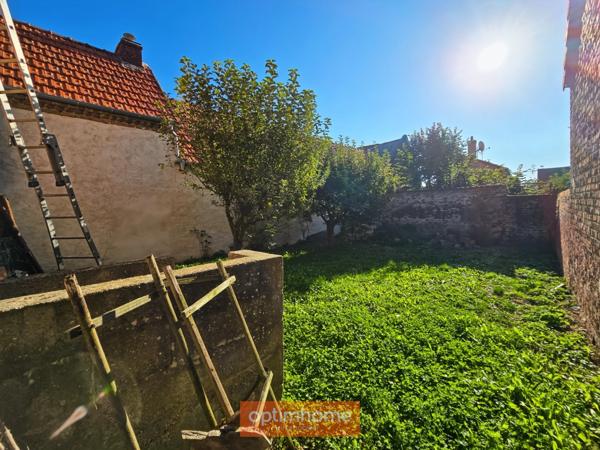 MAISON A RENOVER 98 m² GARAGE JARDIN GRANGE