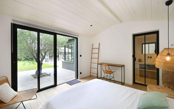 Maison à vendre    8 pièces •  Les Portes-en-Ré