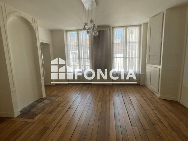 Location Appartement 4 pièces 111 m² - 7 RUE GUSTAVE SIMON Nancy 54000