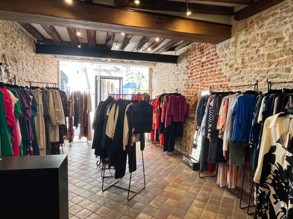 Fonds de commerce 100 m2
