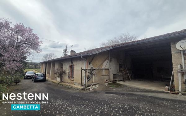A vendre ancienne ferme proche Montauban (82) avec dépendances