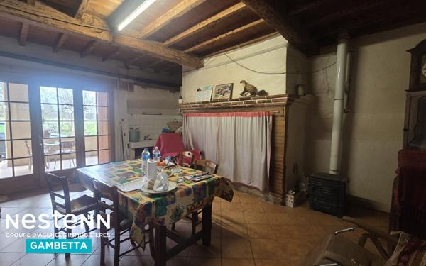 A vendre ancienne ferme proche Montauban (82) avec dépendances