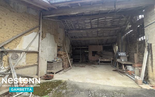 A vendre ancienne ferme proche Montauban (82) avec dépendances