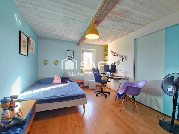 Charmante maison de village à vendre au cœur de la commune de Pélissanne