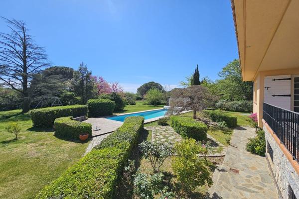 Vente Maison de luxe Toulouges 9 Pièces 330 m²