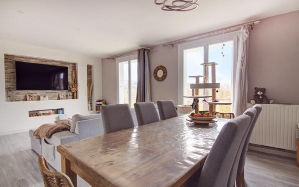 Appartement à vendre    4 pièces • 93,92 m2 Lorette