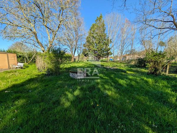 Maison à vendre de plain pied à Montpon-Ménestérol 