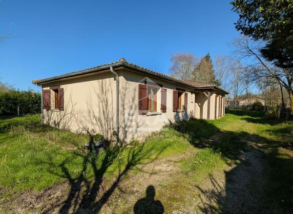 Maison à vendre de plain pied à Montpon-Ménestérol 
