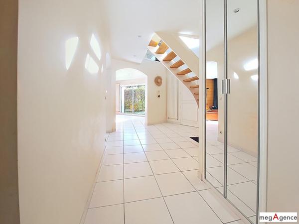 Maison à SAUTRON, 44880 - 8 pièces 200m²