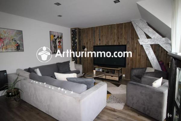 Location                                                      Appartement
                        
                     3 pièces                      81 m2                     à Lieusaint