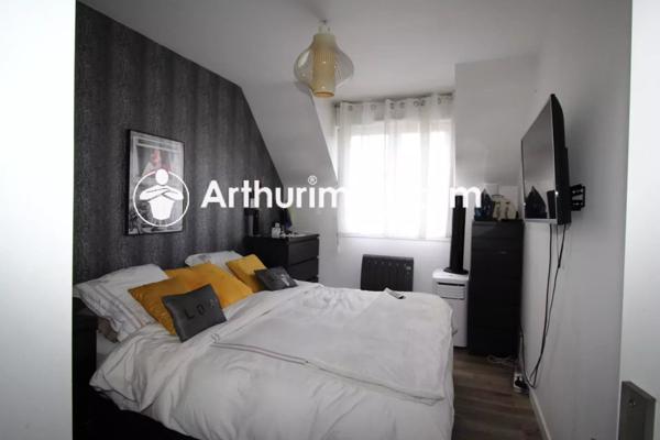 Location                                                      Appartement
                        
                     3 pièces                      81 m2                     à Lieusaint