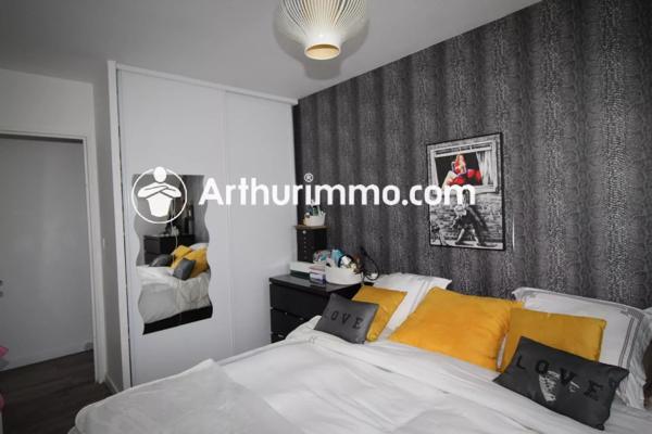 Location                                                      Appartement
                        
                     3 pièces                      81 m2                     à Lieusaint