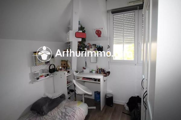 Location                                                      Appartement
                        
                     3 pièces                      81 m2                     à Lieusaint