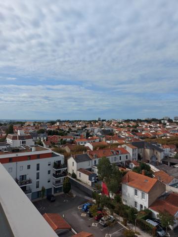 T2 rénové vue mer quartier La Genette La Rochelle