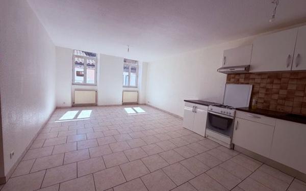 Appartement à vendre    3 pièces • 71 m2 Aubenas