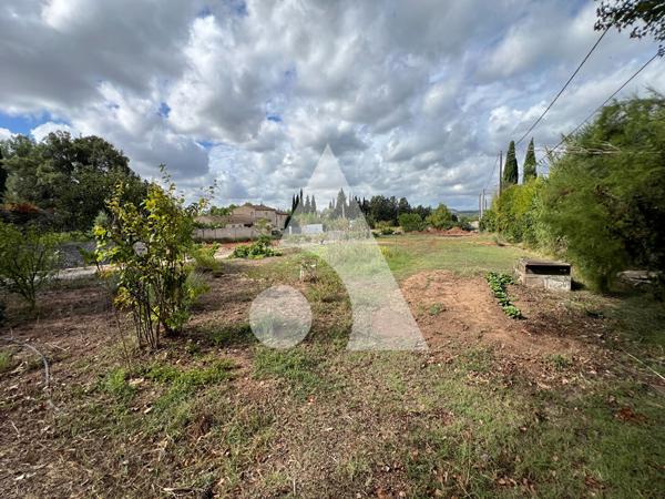 Terrain 1700 m2