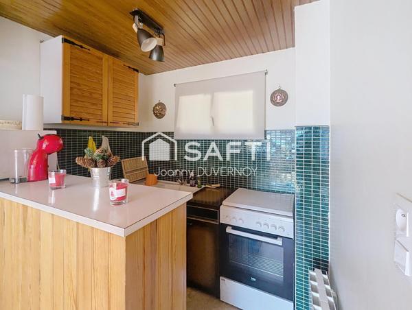 Grand T2 dans petite copro