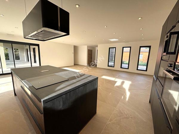 Maison neuve 150 m² de plain pied à 10 min de Montauban