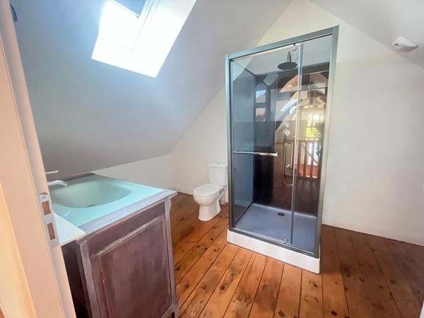 Maison 8 pièces 210 m2