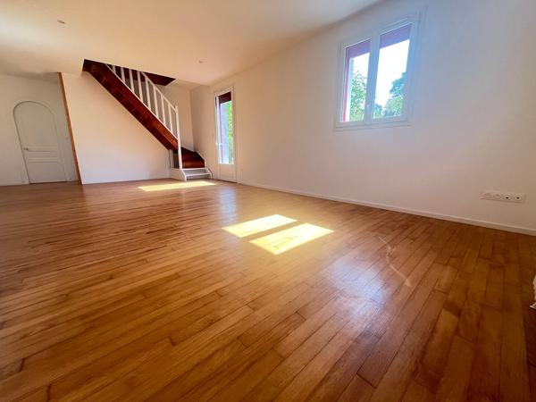 Maison 8 pièces 210 m2