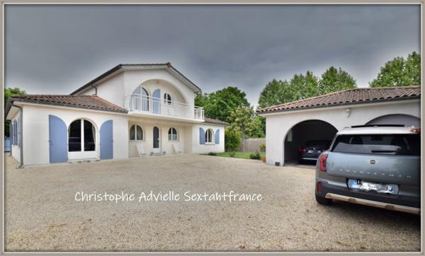 Bordeaux proche, maison individuelle style arcachonnaise sur 1000 M2 de terrain, double garage