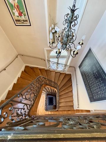 Maison 8 pièces 316.14 m2