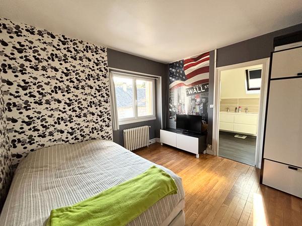 Maison 8 pièces 316.14 m2