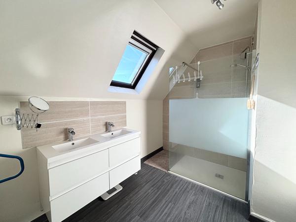 Maison 8 pièces 316.14 m2