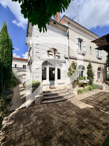 Maison 11 pièces 215 m2