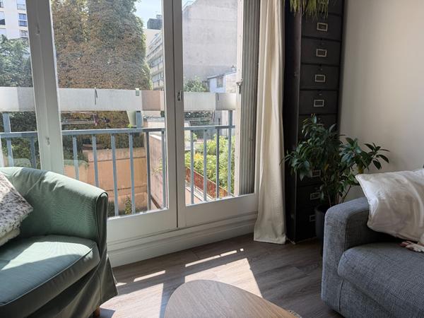 PARIS 19E - BOULEVARD SÉRURIER - BEL APPARTEMENT LUMINEUX AVEC BALCON