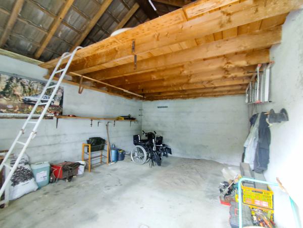 District maison au calme avec terrain constructible !