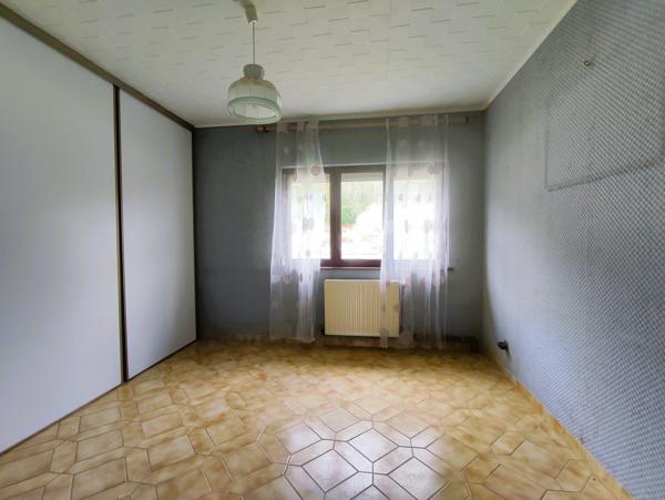 District maison au calme avec terrain constructible !