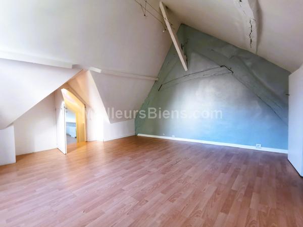 Maison-appartement en centre-ville