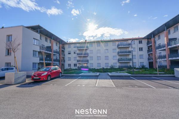 A VENDRE - Plaisance du Touch- Plein centre - Appartement T4 avec terrasse et 3 parkings