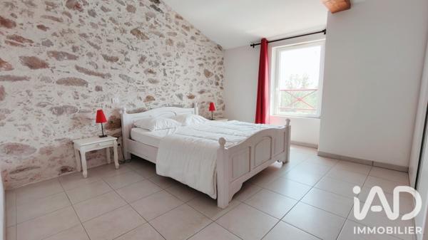 Maison à vendre 8 pièces 251 m² Le Poiré-sur-Vie