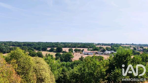 Maison à vendre 8 pièces 251 m² Le Poiré-sur-Vie